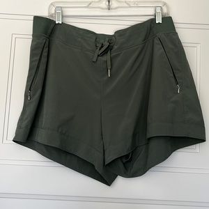 Calia Geen Shorts